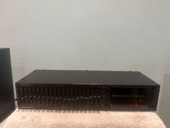 Audio Control Model C 101 with Spectrum Analyzer FOR REPAIR