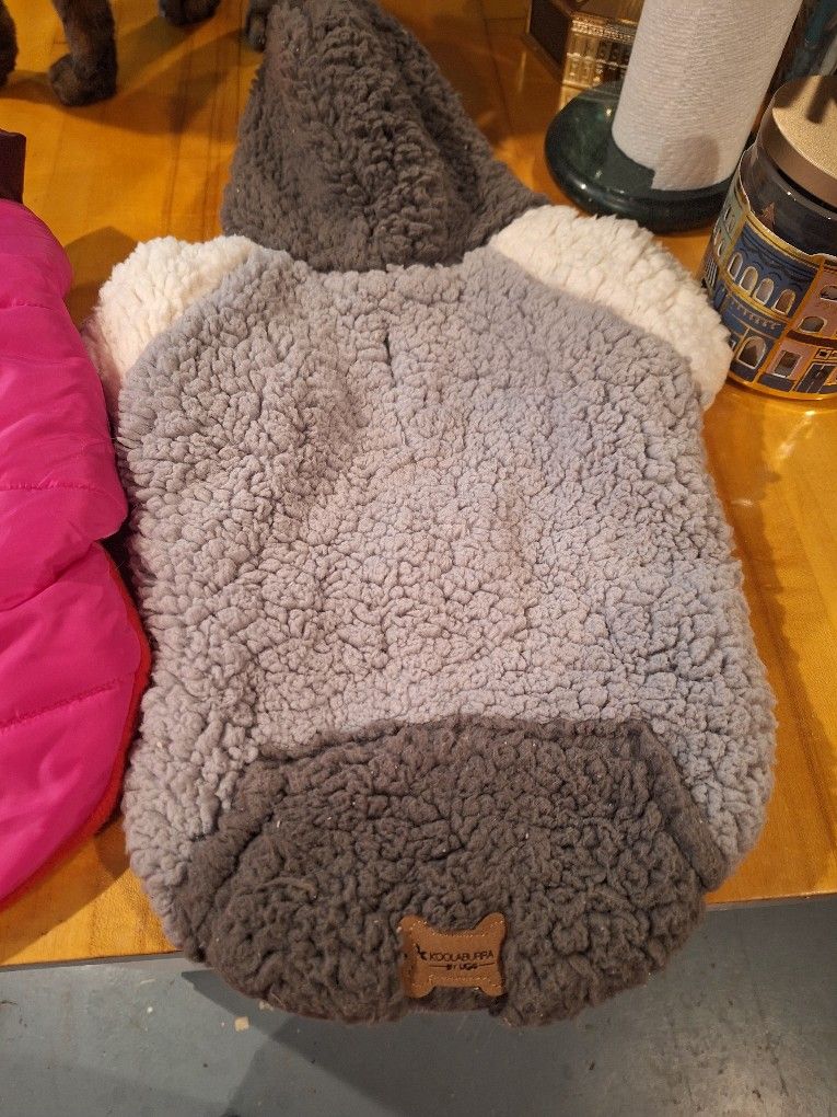 Koolaburra By Uggs MEDIUM Sherpa Dog Hoodie