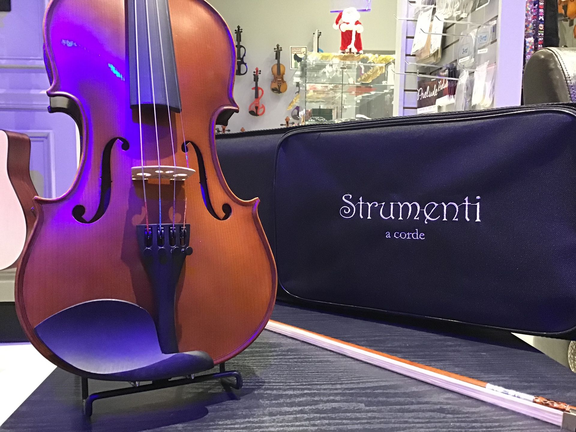 Strumenti A Corde Violin 4/4 2400 Rectangular Case, Bow, Blanket, Rosin, Free Shoulder Rest