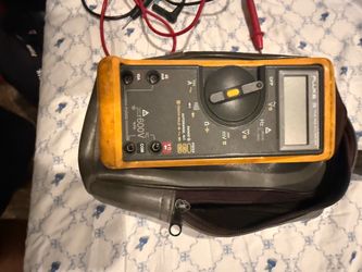 FLUKE MULTIMETER