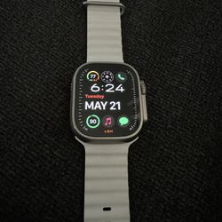 Apple Watch Ultra 49mm Titanium 