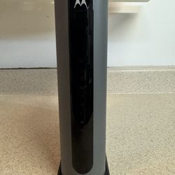 Motorola MG8702 DOCSIS 3.1 Cable Modem + AC3200 WiFi Router