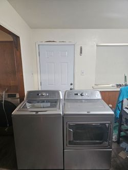 MAYTAG STAINLESS STEEL WASHER AND DRYER SET BOTH ELECTRIC XL CAPACITY 4.8 CU CLEAN AND DESINFECTED DELIVERY AVAILABLE FOR EXTRA FEE