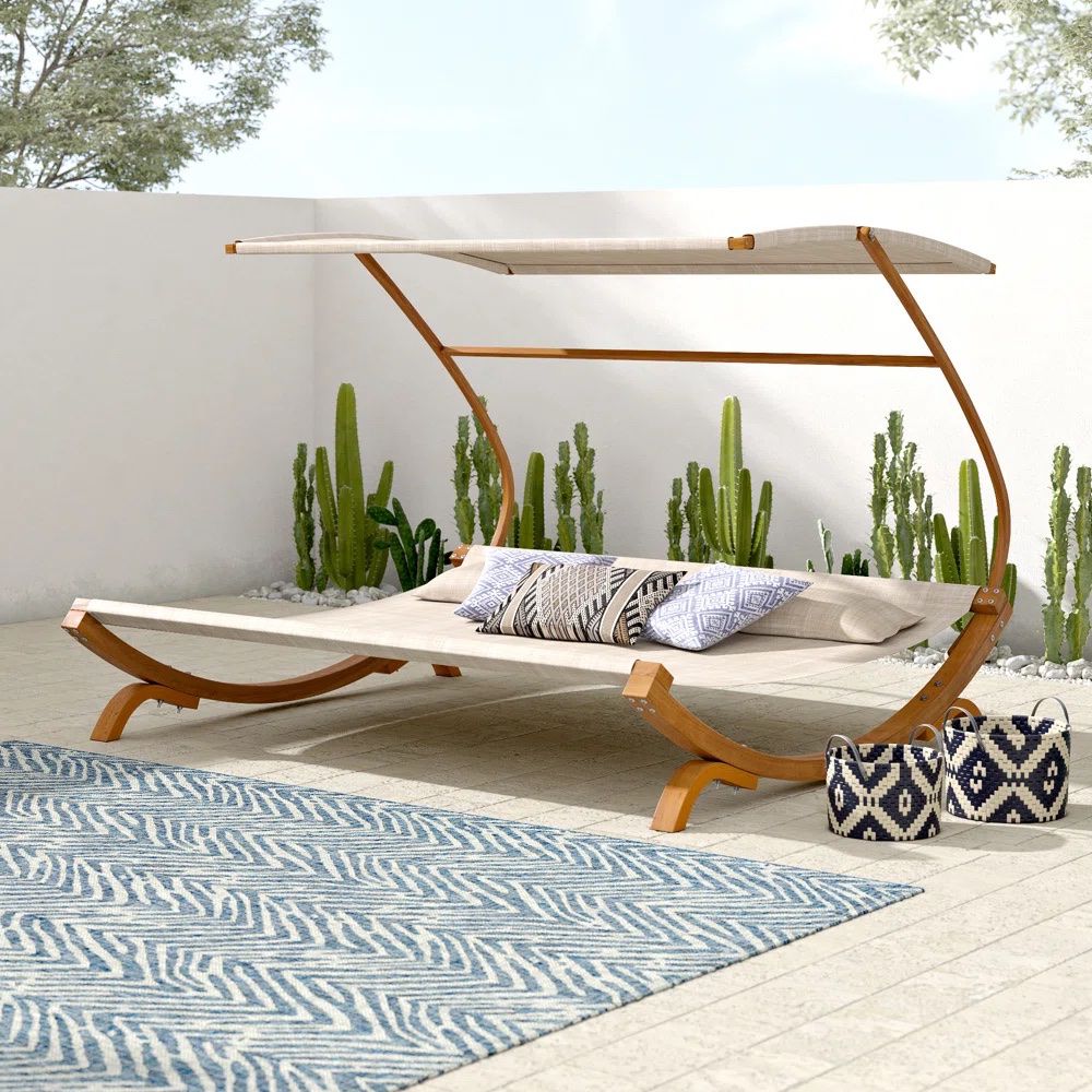 New Outdoor Patio Daybed