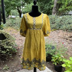 Funky yellow dress. Size XXL.