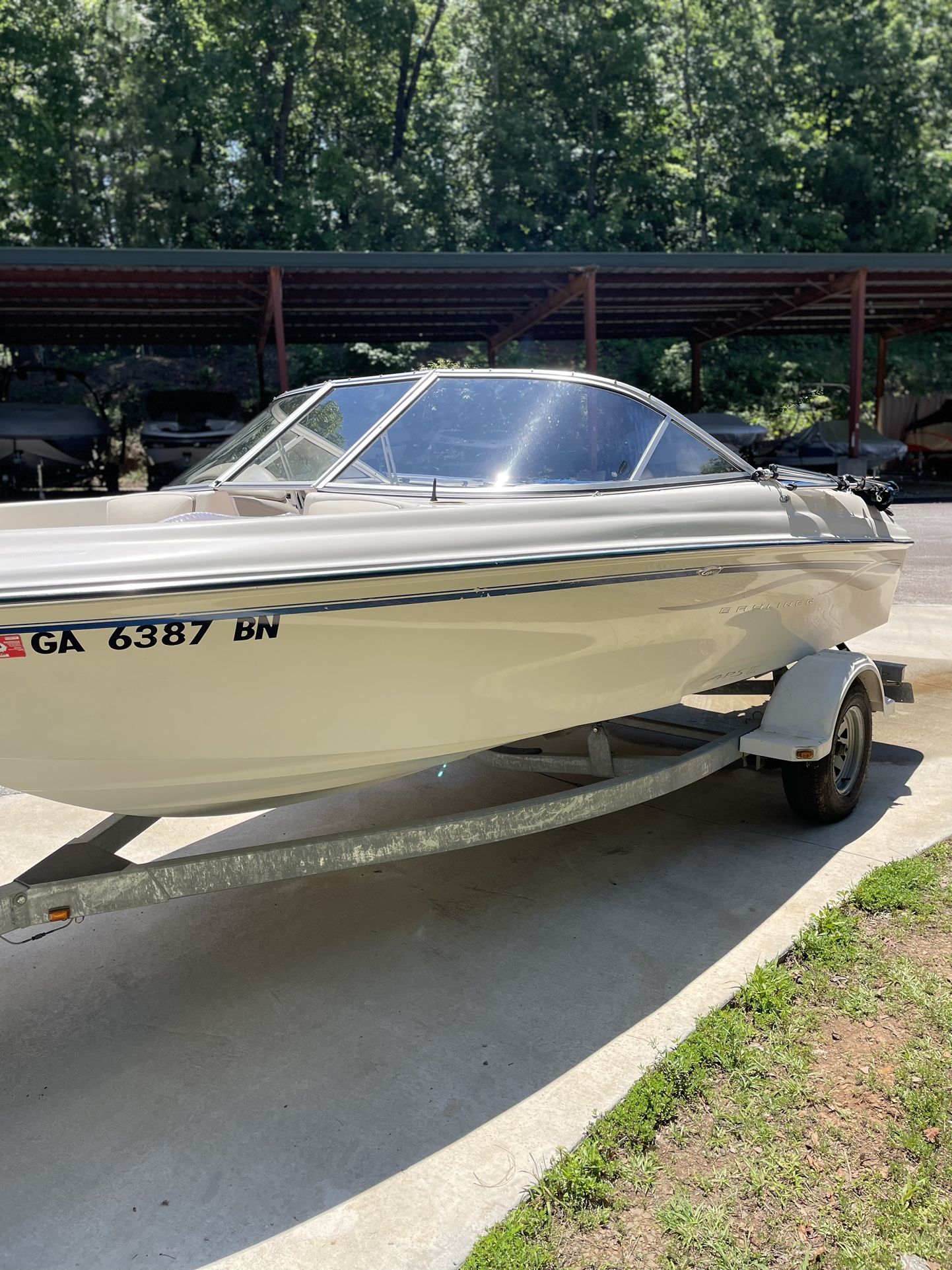 2002 Bayliner Capri 1850