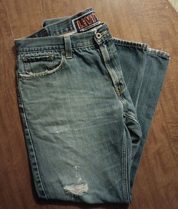 Levis