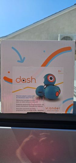 Wonder Workshop Dash Robot