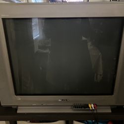 Sony Trinitron kv-27fv15 CRT retro gaming TV