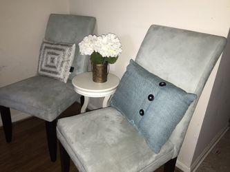 Aqua blue accent chairs with end table