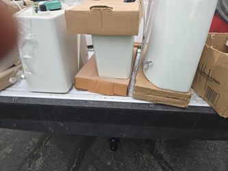 Toilet tanks