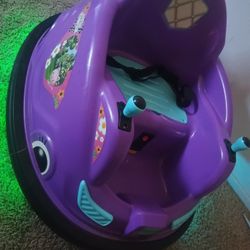 Gabby's Dollhouse Electric Bumper Car - 6v Battery Powered Ride 