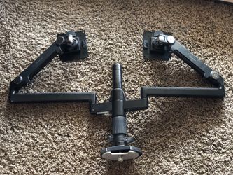 Humanscale Dual-Monitor Mounting Arm