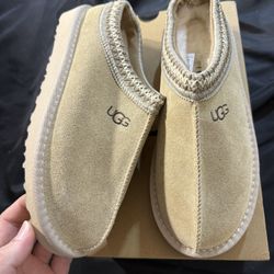 Uggs Size 8