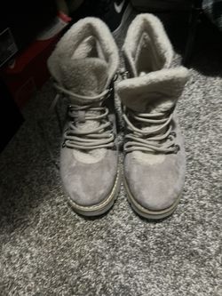 Woman Shoes 9.5 $8.00 For both Pair