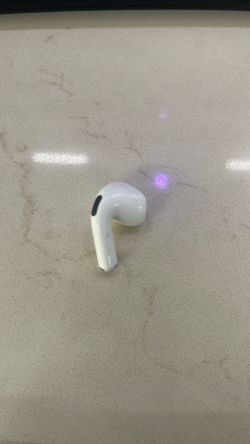 Right Earbud Apple AirPods 4