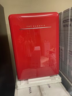 mini fridge classic new