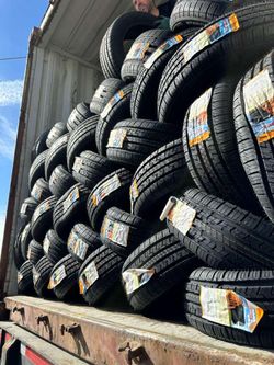 235/45/17 llantas nuevas