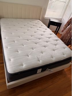BeautyRest Silver Queen mattress, frame and headboard