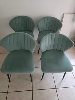 Set of 4 Velvet Dining Chairs – $120