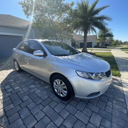 2011 KIA Forte