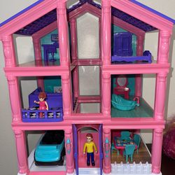 Doll's House 