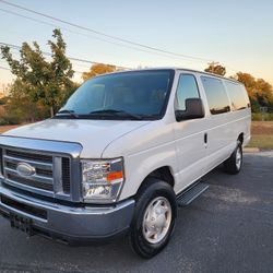 2014 Ford E-350
