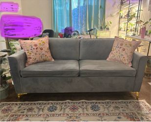Gray pull out full bed sofa couch