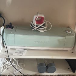 Cricut Air 2 Mint With Raspberry Heat Press