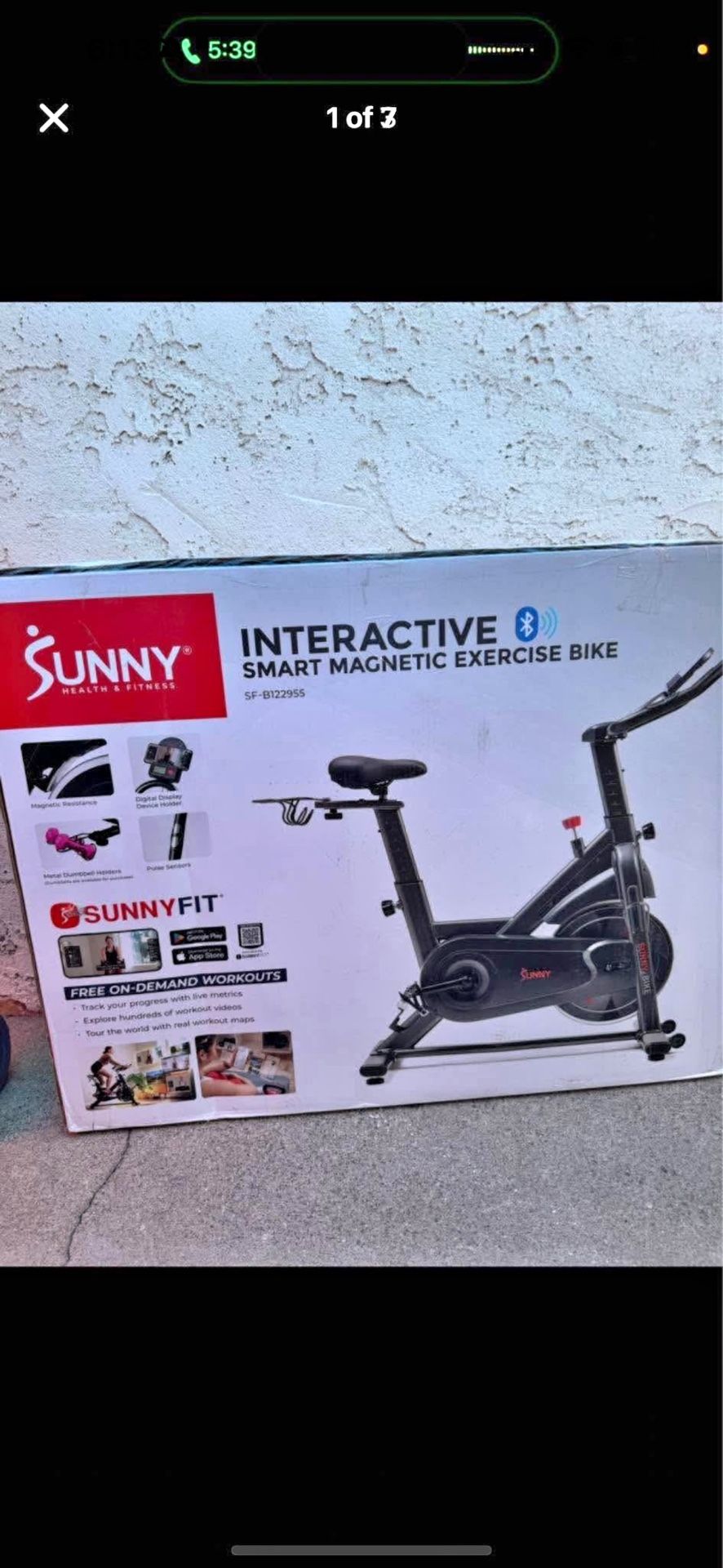 Sunny Health & Fitness Indoor Cycling Bike with Device Mount w Smart