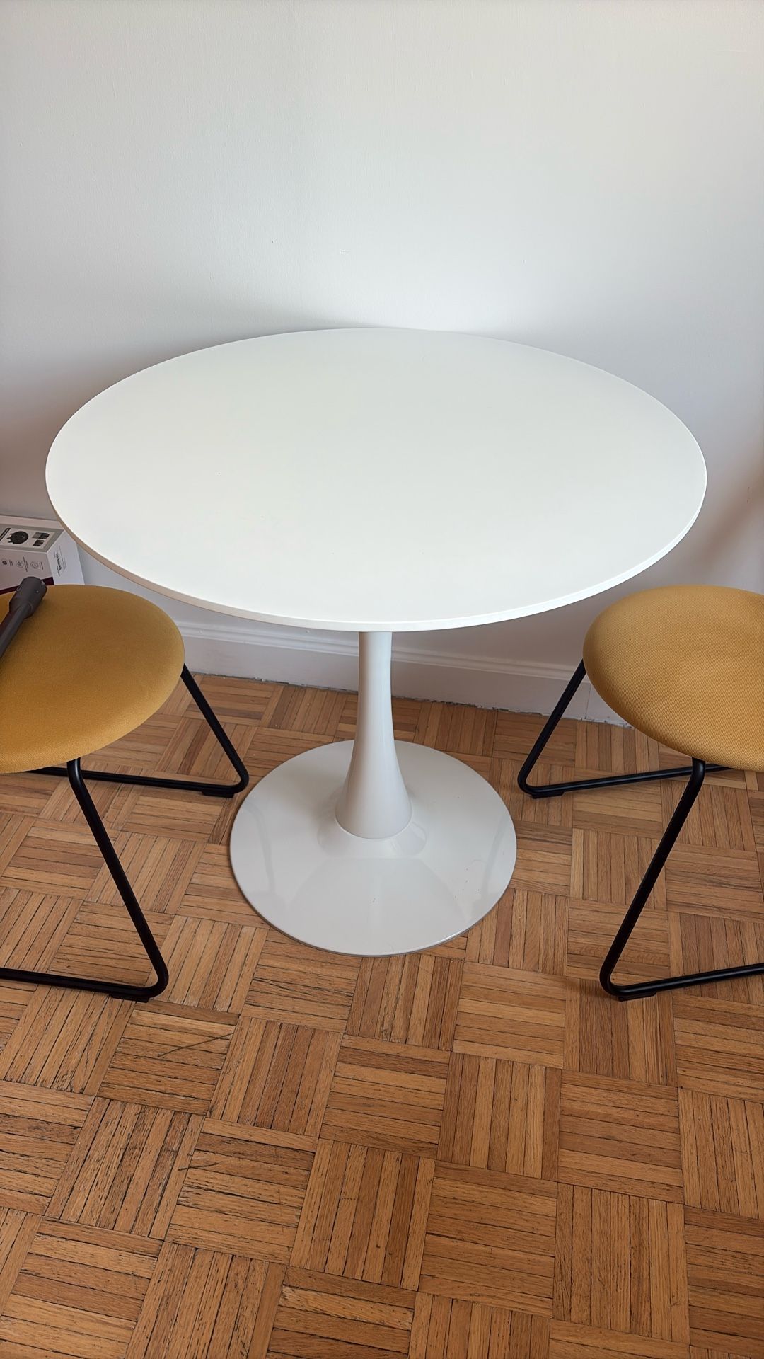 White Mid Century Modern Circular Round Table