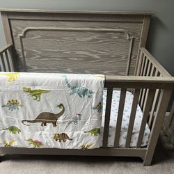 Convertible Crib & Double Dresser