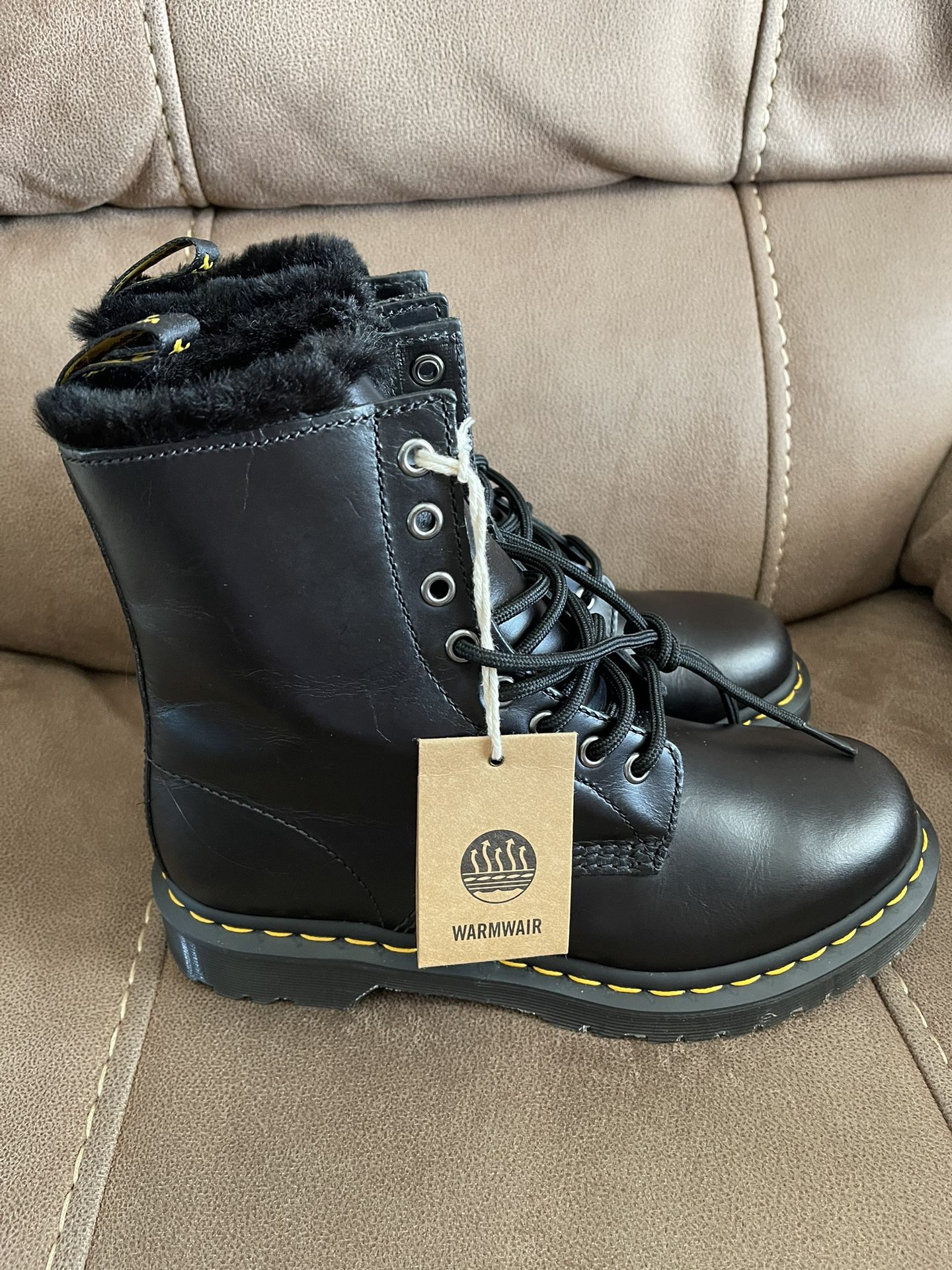 Dr Marten’s Boots With Fur Inside Size 8.