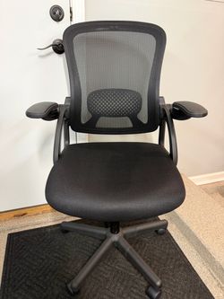 Brand New Black Mesh Back Ergonomic Height Adjustable Office Chair w/Flip Up Armrests