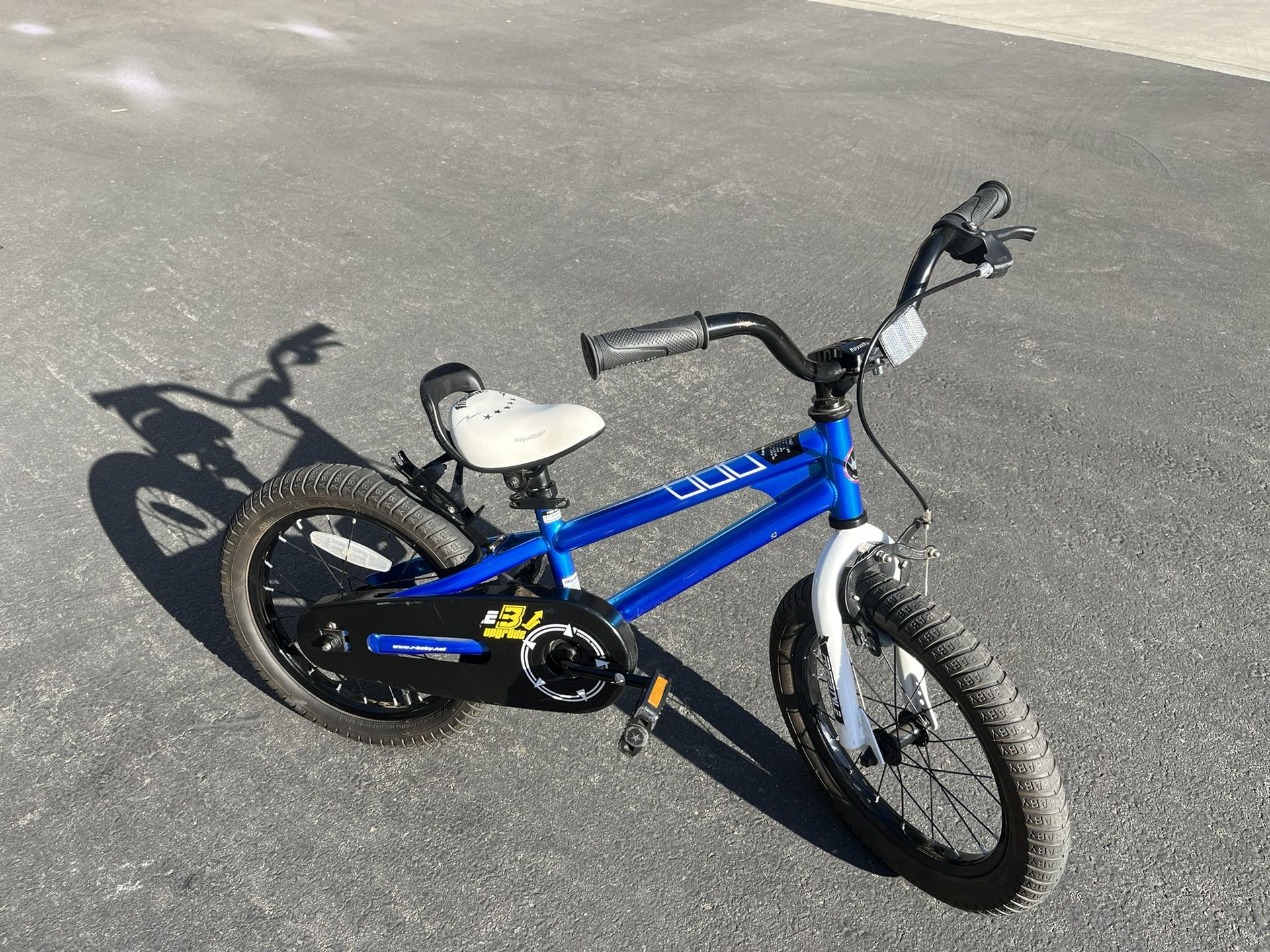 Excellent condition Kids bike 16” tires.  21” seat height