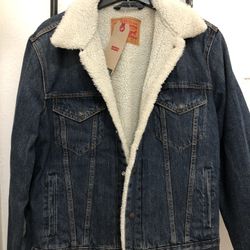 Levi’s Sherpa Jacket 