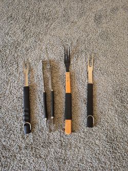 BBQ UTENSILS SET