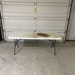 6 Foot Long Compact Folding Table 