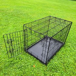 Black Medium Size Wire Dog Crate cage. 