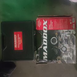 BEST PRICE NEED GONE TODAY The Maddox Superior Automotive Tools Deluxe Fuel Injection Service Kit (model MD39-1)