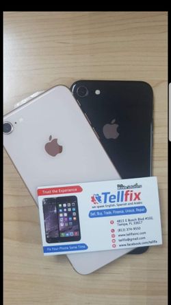 iPhone 8. 64GB. Factory unlocked 🔓 Like new condition 🎁 With warranty 🧾
