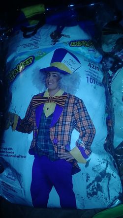 Más hatter adult