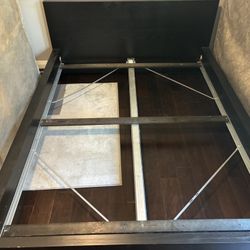 Bed frame Queen