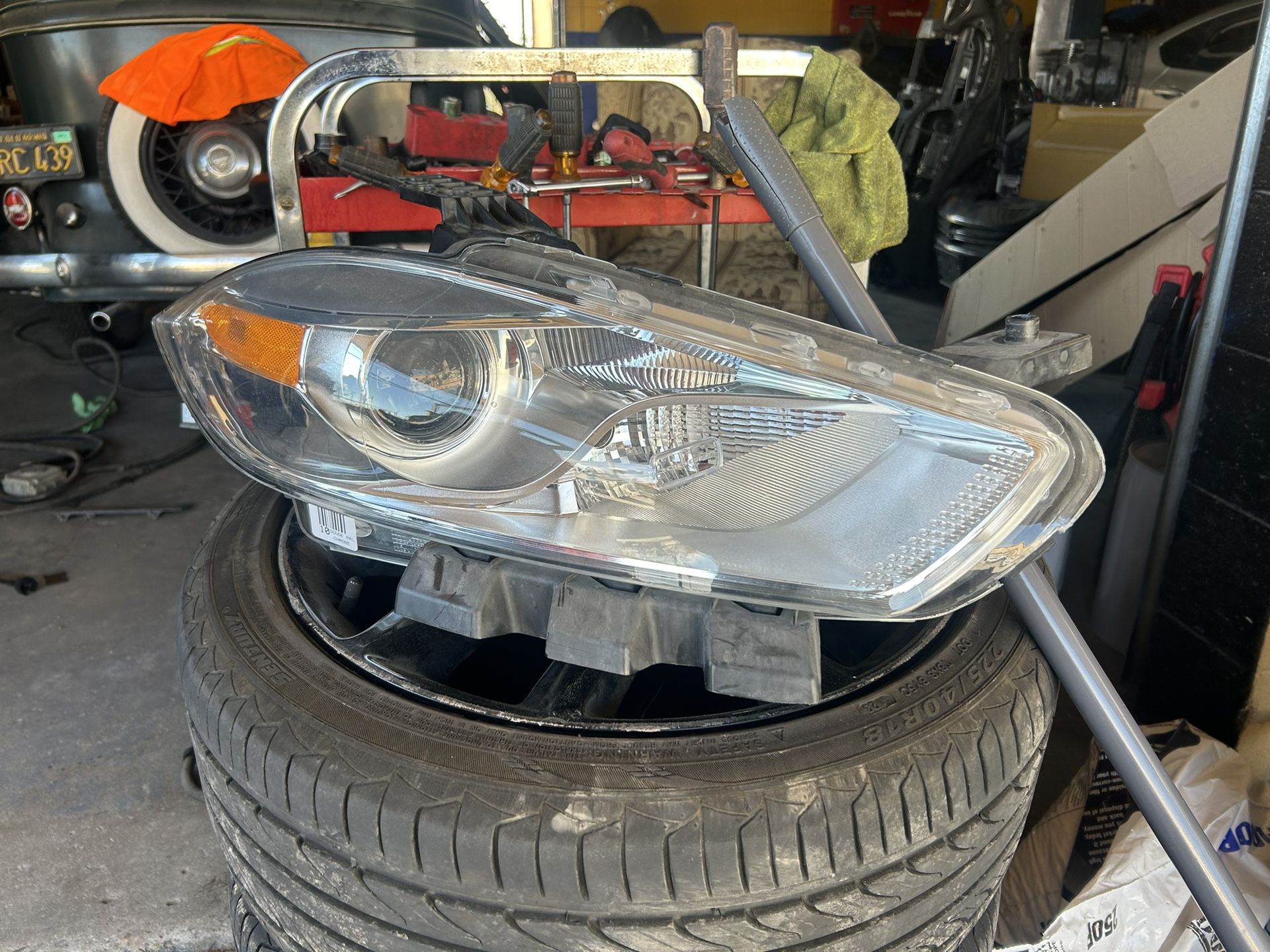 2016 Dodge Dart Right Headlight 