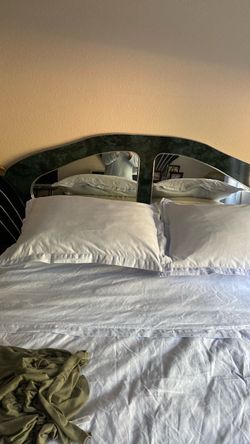 Bedroom furniture sets