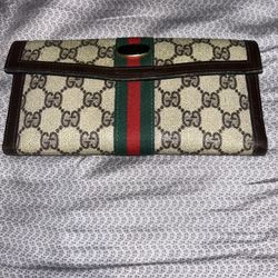 Gucci Continental Wallet
