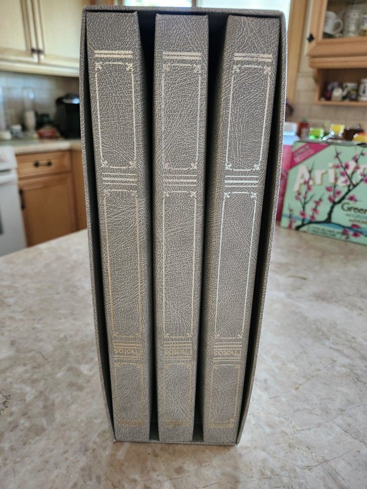 3 Photo Albums with case 