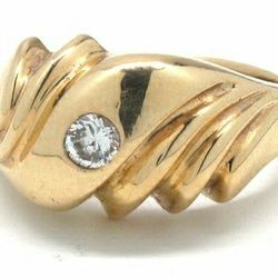 Mens Diamond/Gold Ring