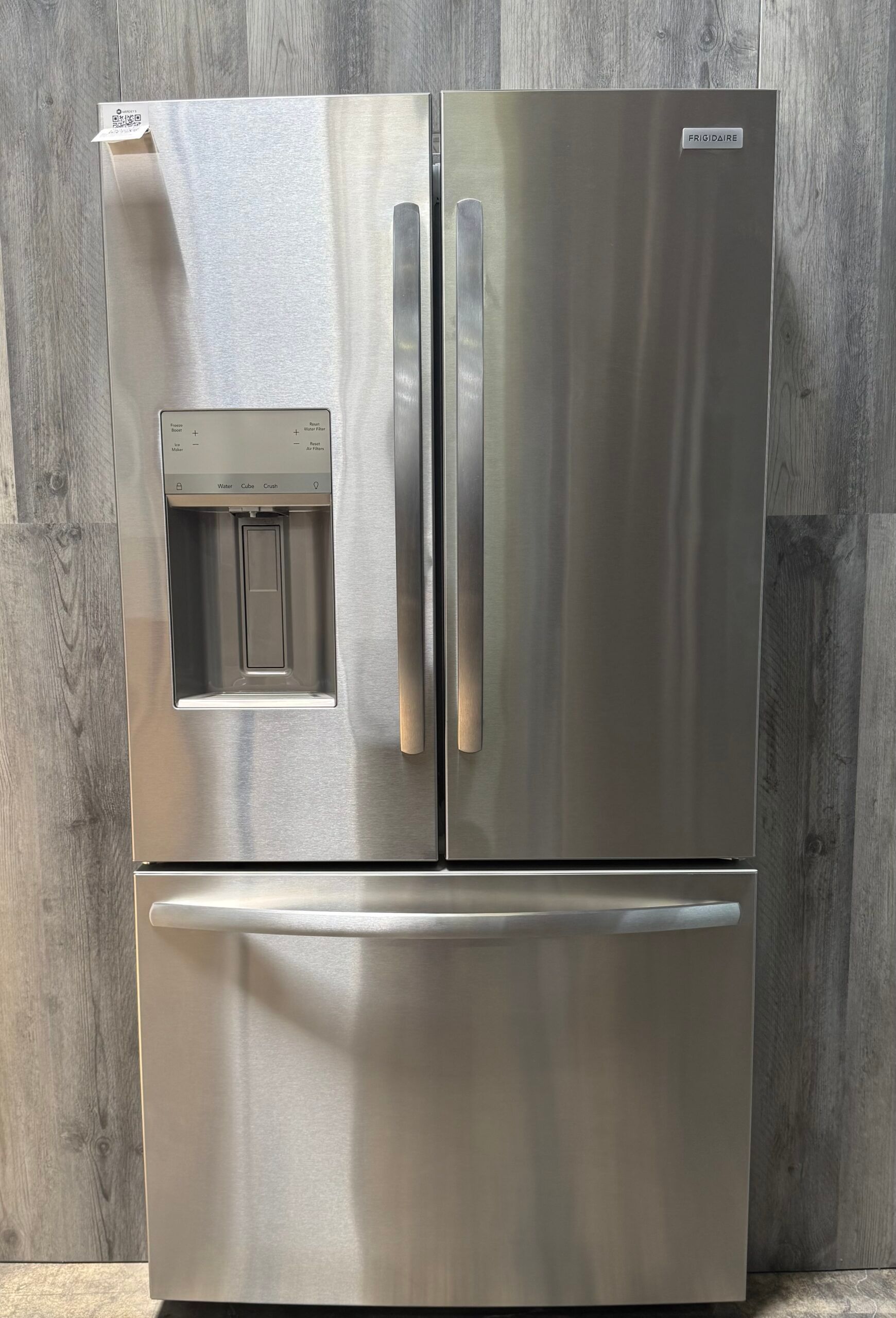 FRIGIDAIRE Refrigerator FRFS2823AS 02231 .
