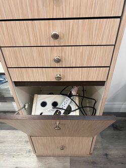 beauty salon furniture